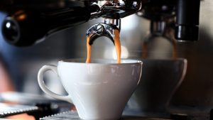 Comment trouver une machine à café professionnelle à prix malin ?